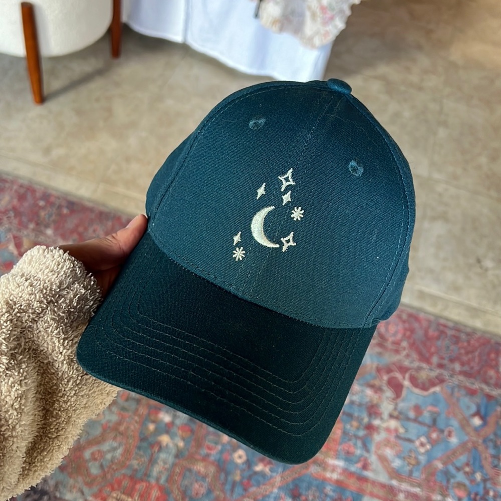 Blogilates popflex moon $ stars ponytail hat